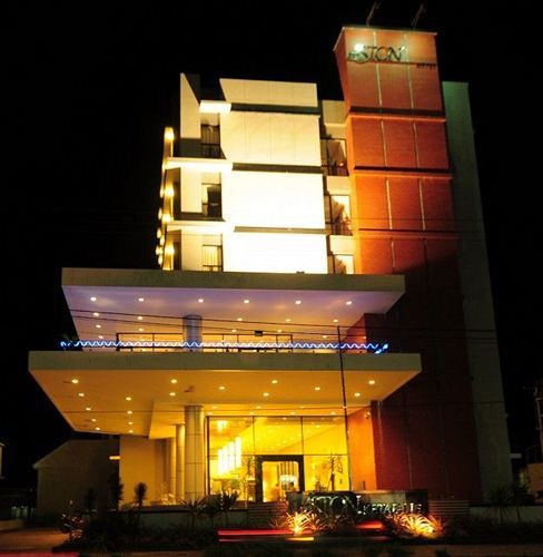 Aston Ketapang City Hotel Экстерьер фото